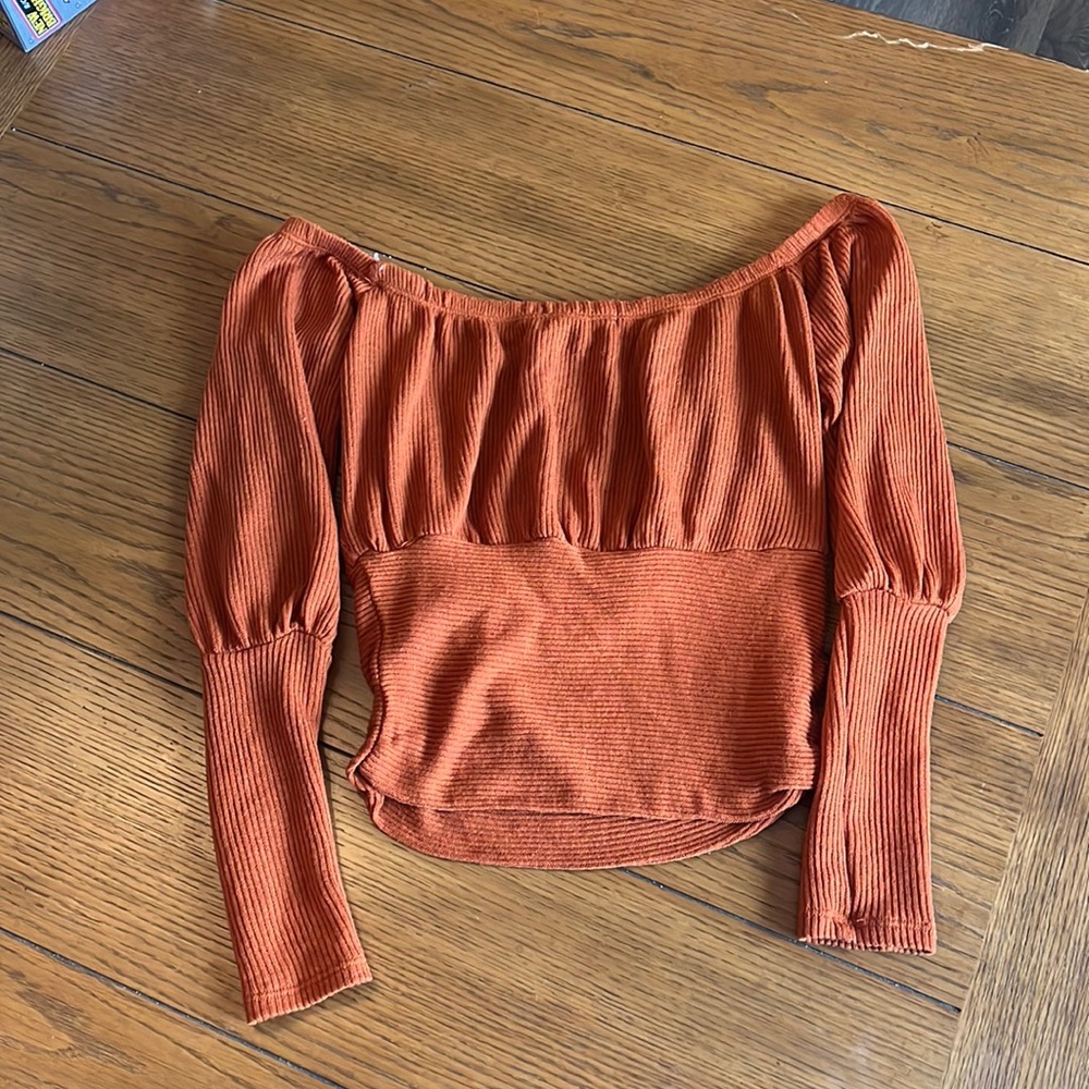 Long sleeve top